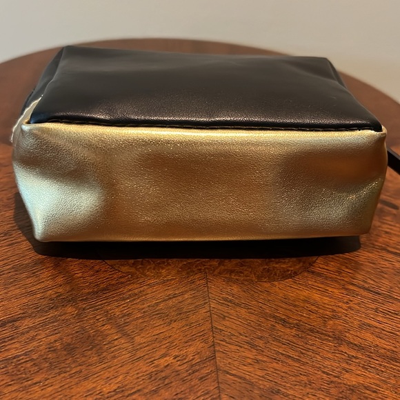 YSL  Beaute Bag  Black/gold vinyl lined in black nylon  YSL gold foil front logo - Picture 9 of 13